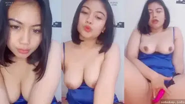 Gadis Seksi Berdada Besar Masturbasi Live Dengan Mainan