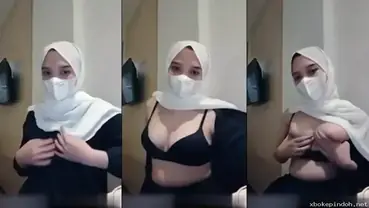 Hijab Camilla Mainin Toket Jumbo Sampe Memek Becek Basah
