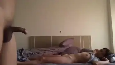 Pacar Udah Siap Di Ranjang Genjot Memek Basah Brutal