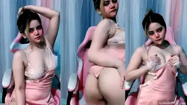 Vanya Remas Toket Gede Pantat Bulat Dientot Sampai Becek